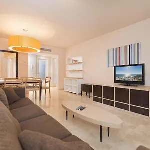 spacious-3-bedrooms-apartment.1costadelsol.com/